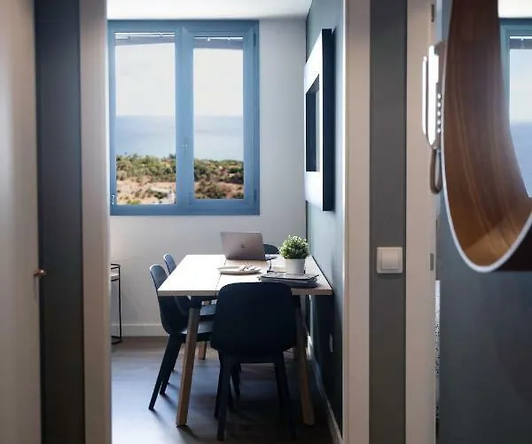 Home2book Stunning&design Cruz